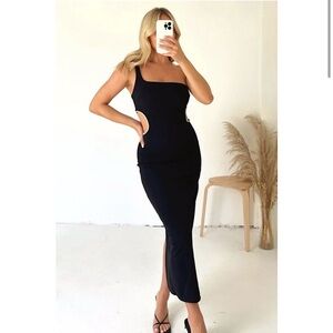 🆕(NWT) ZARA Asymmetrical Rhinestone Cut-Out Midi Dress. One-Shoulder. MEDIUM